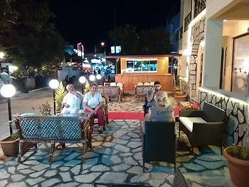 דליאן River Hotel